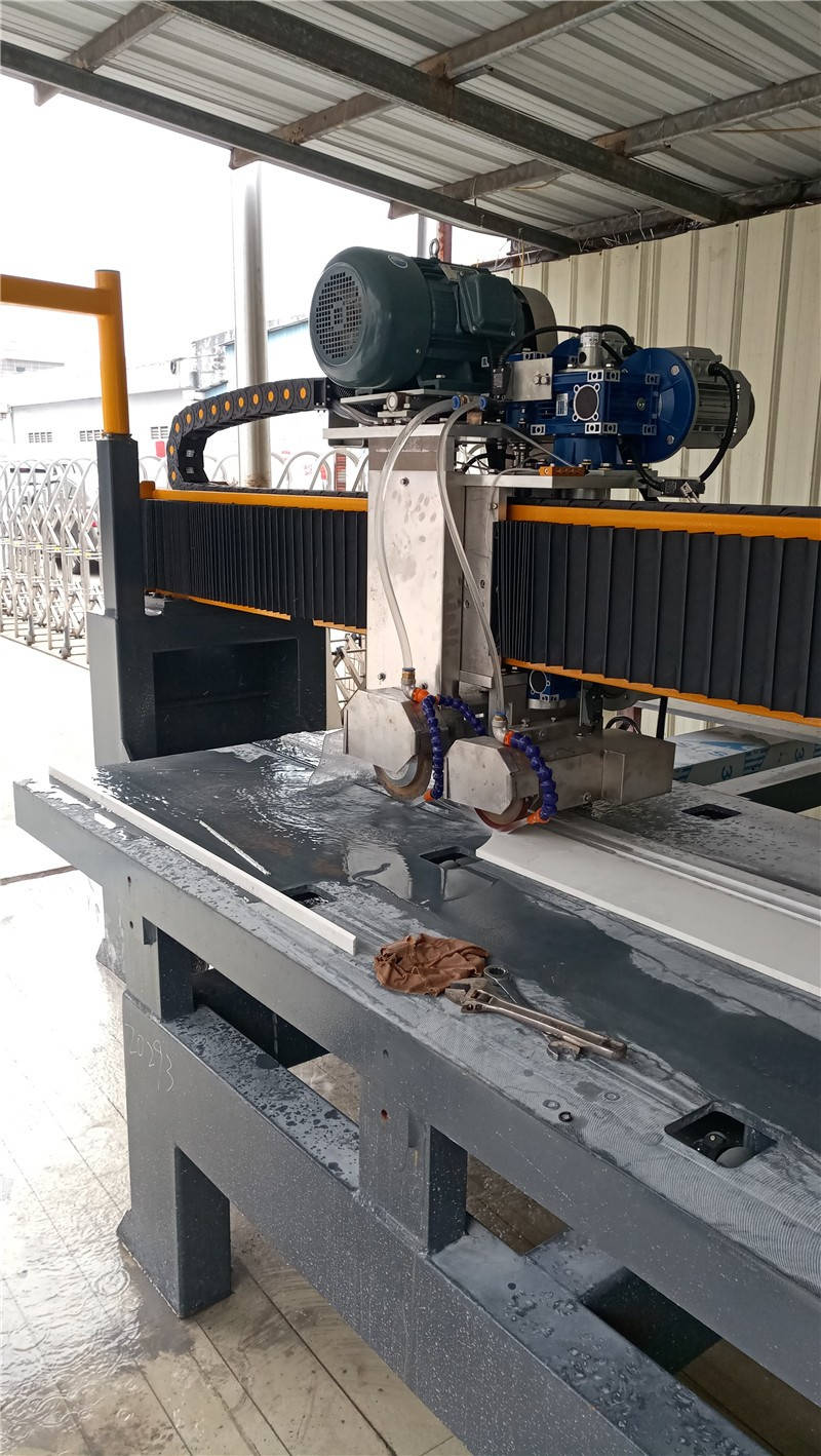 3200 CNC double-knife bridg saw cutter