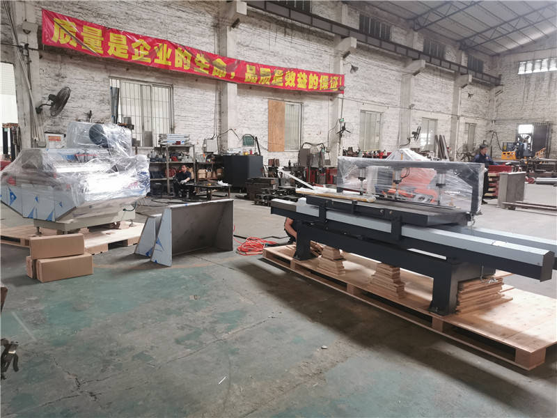 Ceramic tile cuttrer