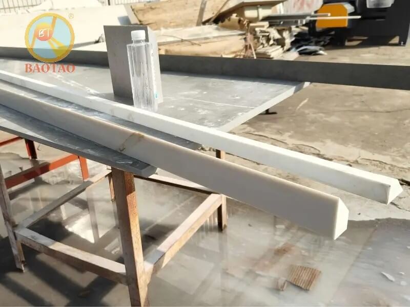 45 miter machine BT3200 (2).jpg