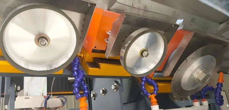 BT3200 Procelain Slab 45 Degree Cutting Machine(图4) 3200倒角工位 (1).webp