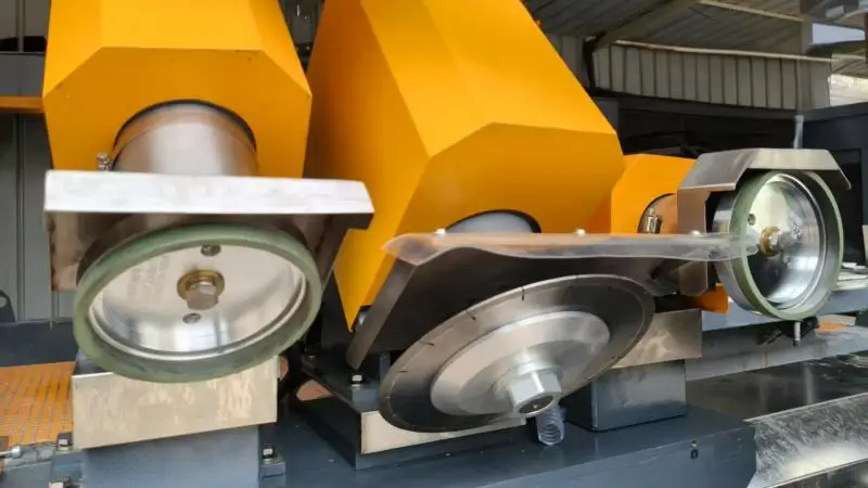 BT3200 Procelain Slab 45 Degree Cutting Machine(图6) 修切磨 倒角工位_202505.webp
